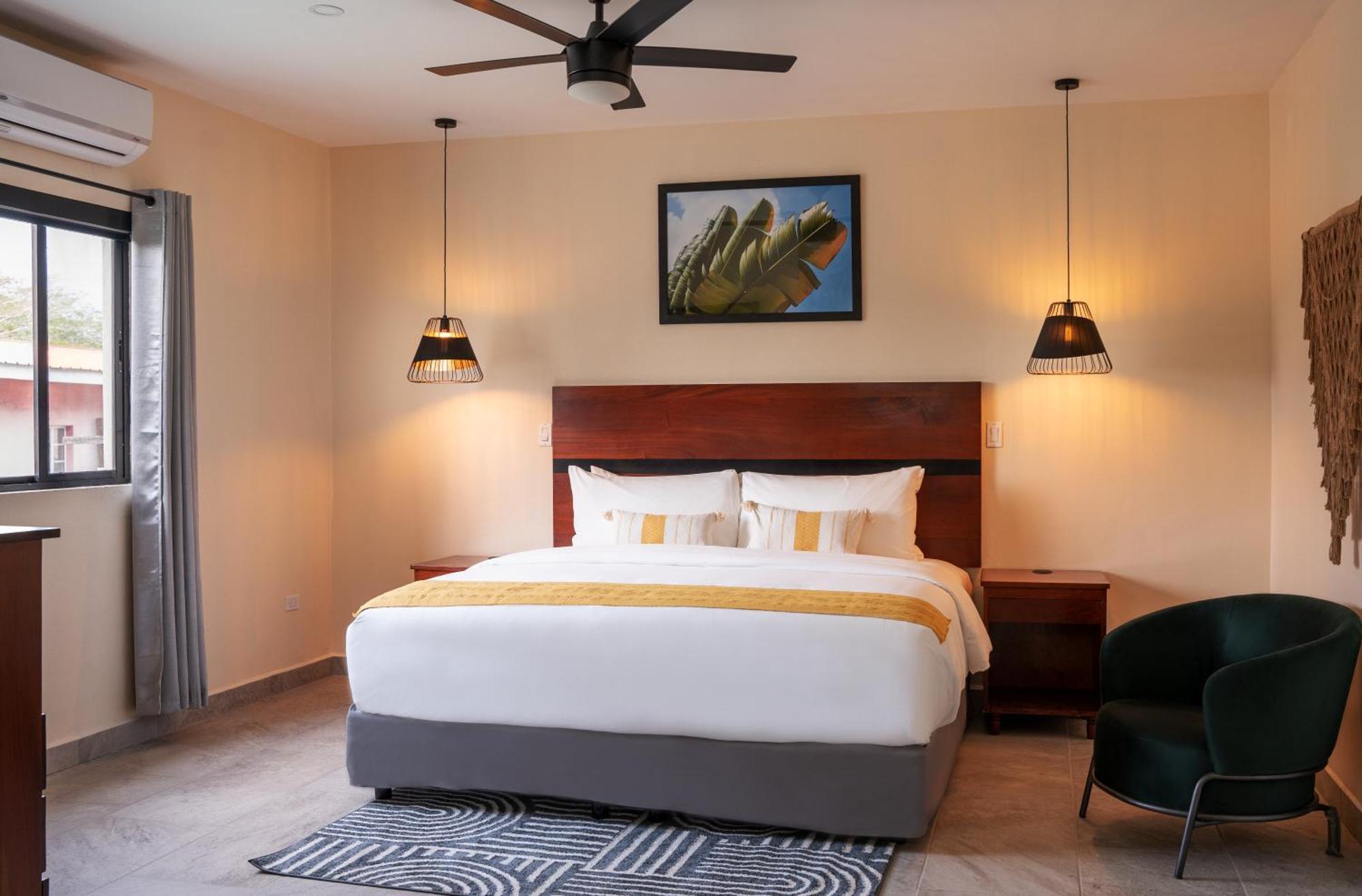 The West House Boutique Hotel Сан-Игнасио Экстерьер фото