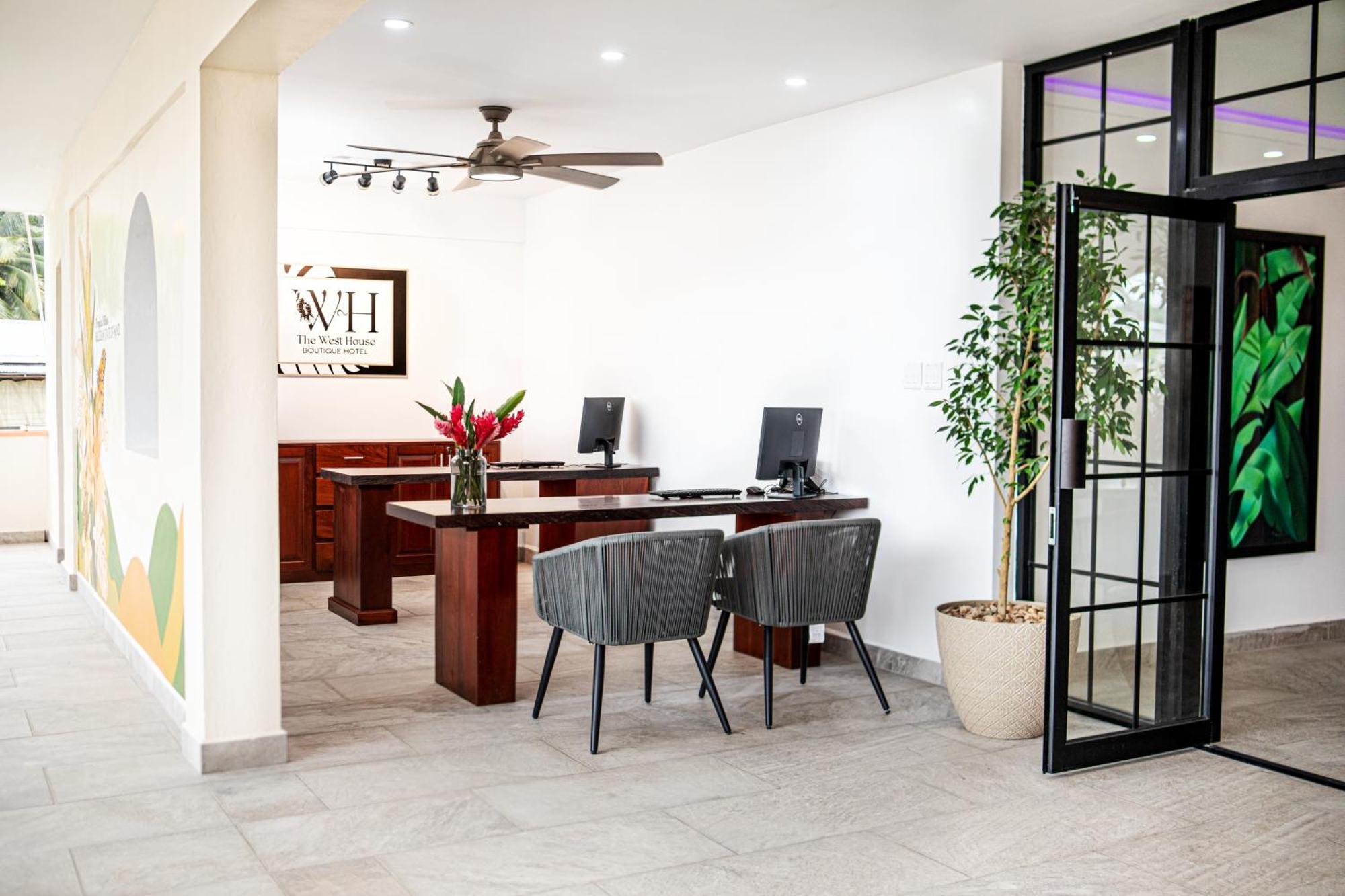 The West House Boutique Hotel Сан-Игнасио Экстерьер фото
